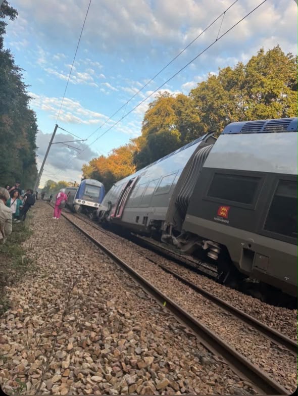 Déraillement d'un TER entre Rouen et Caen : la piste de l'acte malveillant privilégiée, 44 blessés